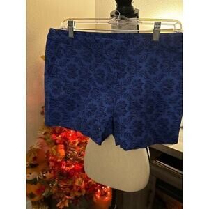 Kenar women’s shorts‎ size 10 NWT